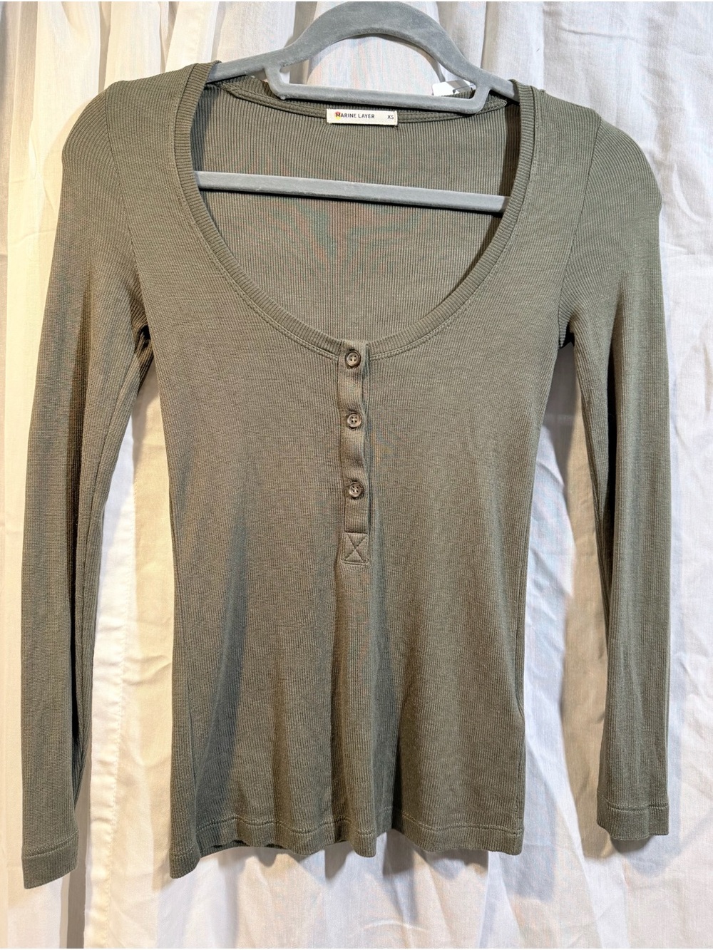 Marine Layer Women’s XS Olive Green Modal Henley Long Sleeve Top Style 13827